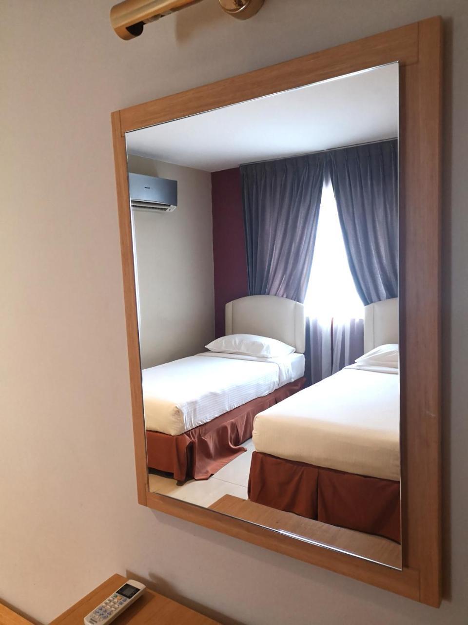 Legallery Suites Hotel Bandar Seri Begawan Exterior foto